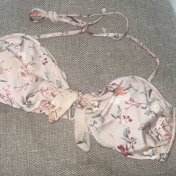 NWT Mink Pink Women's Summer Meadow Tie Front bikini Top Multi Pink Floral - Picture 6 of 11